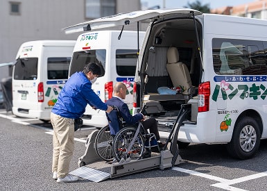 移送の様子6